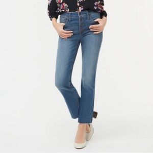 J Crew High Rise Crop Kick Flare. Frayed hem, button front. Medium wash, size 30